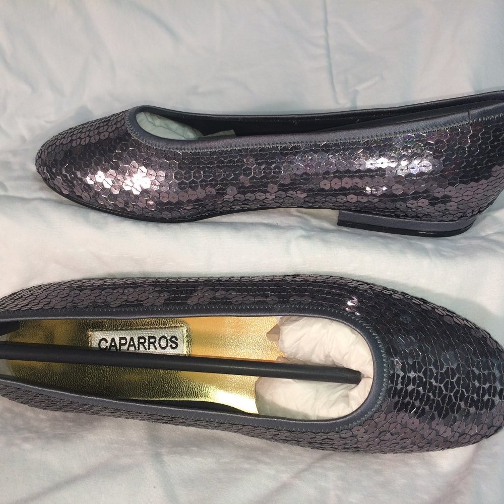 women's Caparros 7B, gray dress shoes, unused